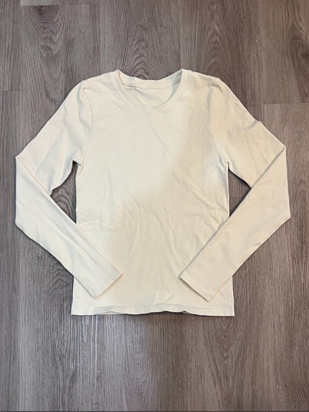 OQQ Cream Long Sleeve Stretch Top Size Small